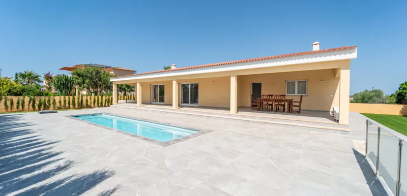 New build chalet 2025 on one floor with 3 suites and pool in Sa Rápita — photo 2