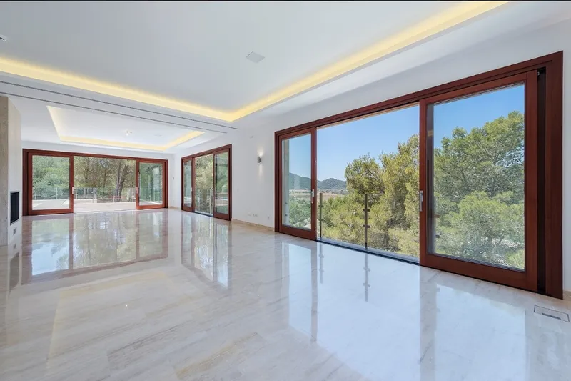 Incredible hillside villa with guest apartment in Canyamel — photo 5