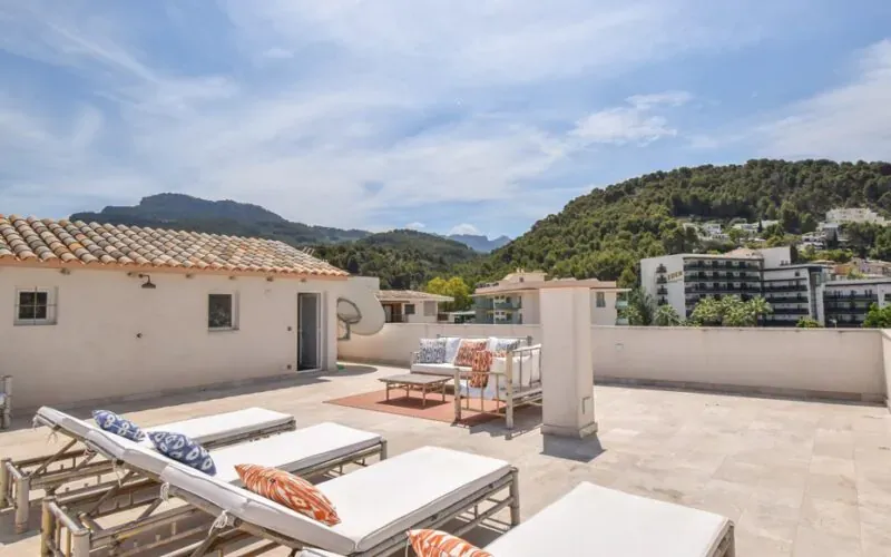 Beachfront penthouse with panoramic harbour views and relaxed coastal living in Port de Sóller – PM07397 — photo 5