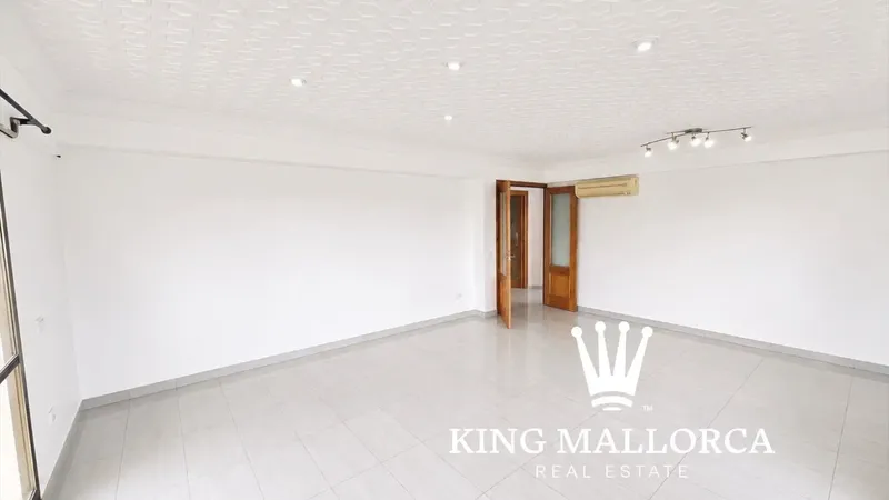 Bright and spacious family apartment of 129 m², 4 bedrooms, 2 bathrooms, 84 m² rooftop terrace in Pere Garau – Palma — photo 10