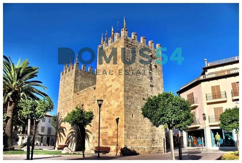 Newly built industrial building for rent of 550 square metres on a plot of about 1,000 square metres in Alcudia in the industrial estate of Can Na Lloreta — photo 7