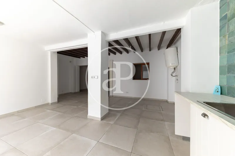 Ground floor apartment for sale with private courtyard in Camp d'en Serralta — photo 11