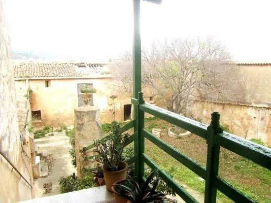 Opportunity Old House with Mallorcan character in Palma — photo 8
