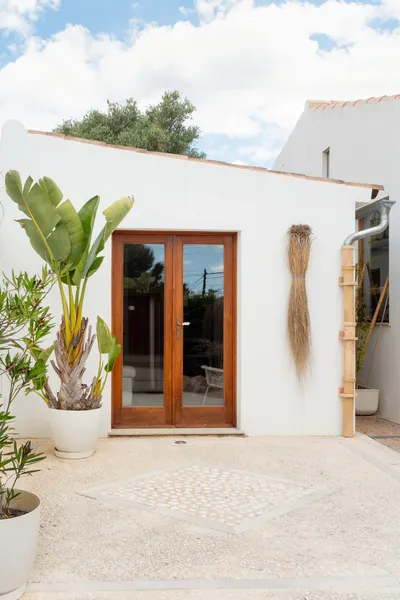 Reformed home with guest house, pool & garden in Establiments — photo 12