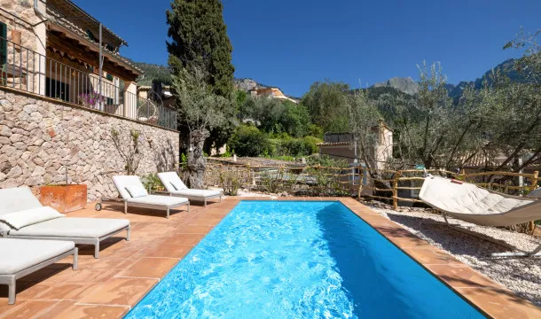 Authentic stone house in Fornalutx with pool and open views over the heart of the village — photo 7
