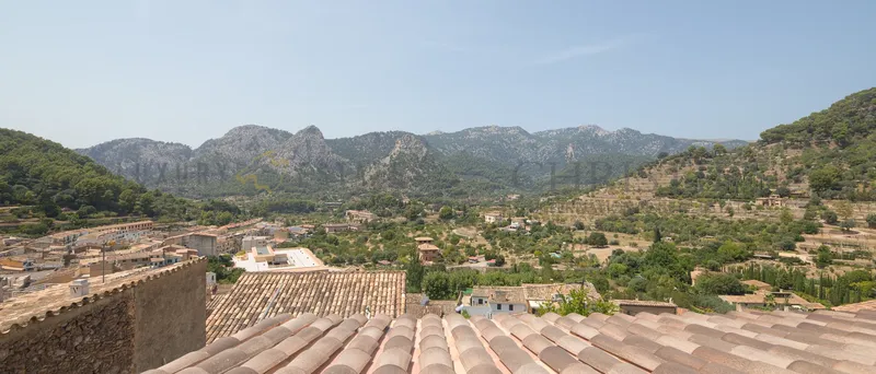 Newly built townhouse in Bunyola with pool and spectacular mountain views — photo 1