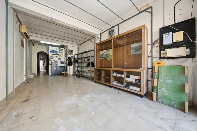 If you are looking for a property with character, space and the opportunity to design it completely to your taste, this village house in Campos is an ex — photo 7