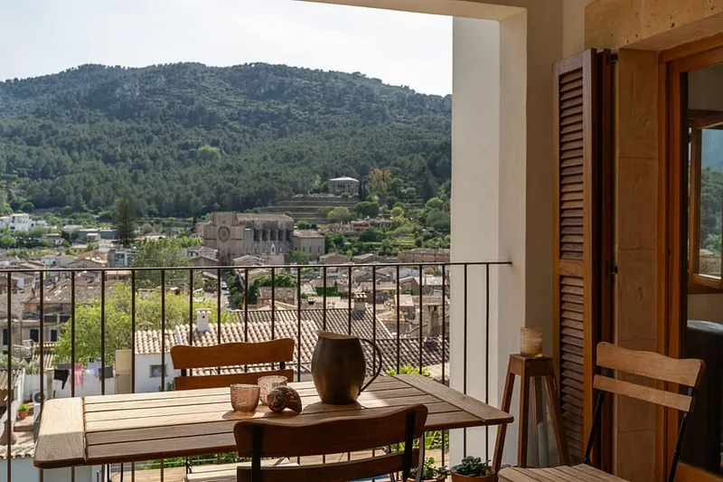 Beautifully Situated Home in Esporles with Tramuntana Views & Saltwater Pool — photo 7