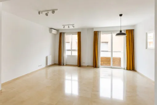 Son Espanyolet, spacious 3-bedroom apartment for long-term rental in Son Espanyolet — photo 1