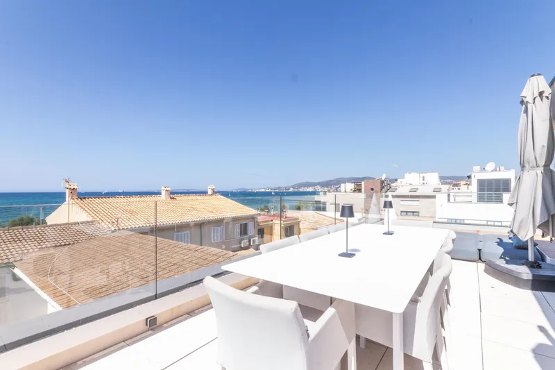 Townhouse with sea views and a patio in the idyllic town of Molinar — photo 2