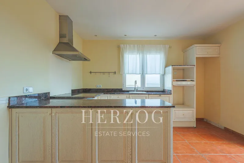 Charming house with private pool and far-reaching views in El Toro — photo 12