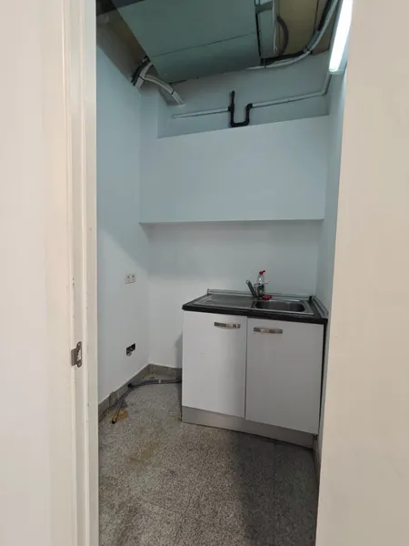 Premises in Palma in Son Moix Shopping Centre Area — photo 3