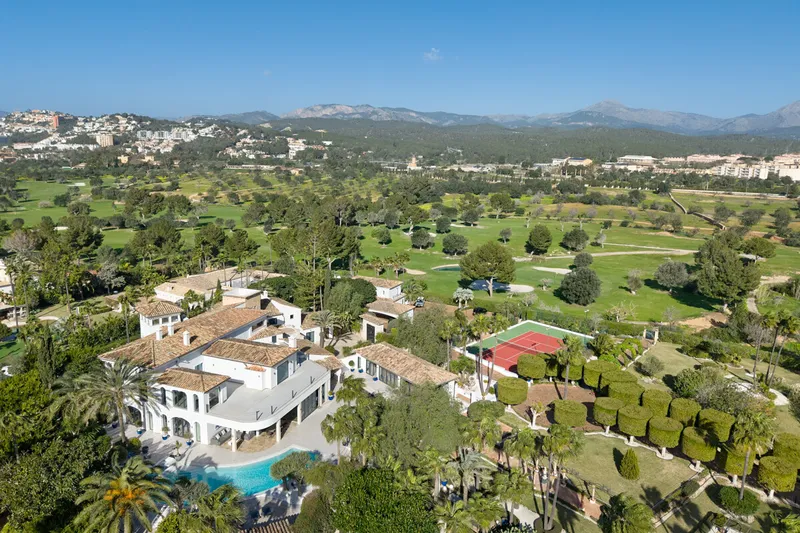 XXL dream property in Santa Ponsa - Marcel Remus Real Estate — photo 1