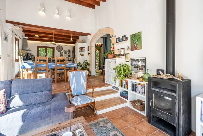 Puigpunyent rustic style country property for sale with covered terrace and private terrace — photo 3