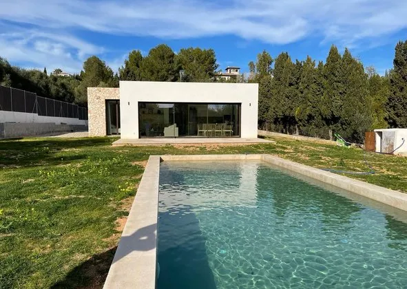 Detached house in Establiments, Palma de Mallorca — photo 1