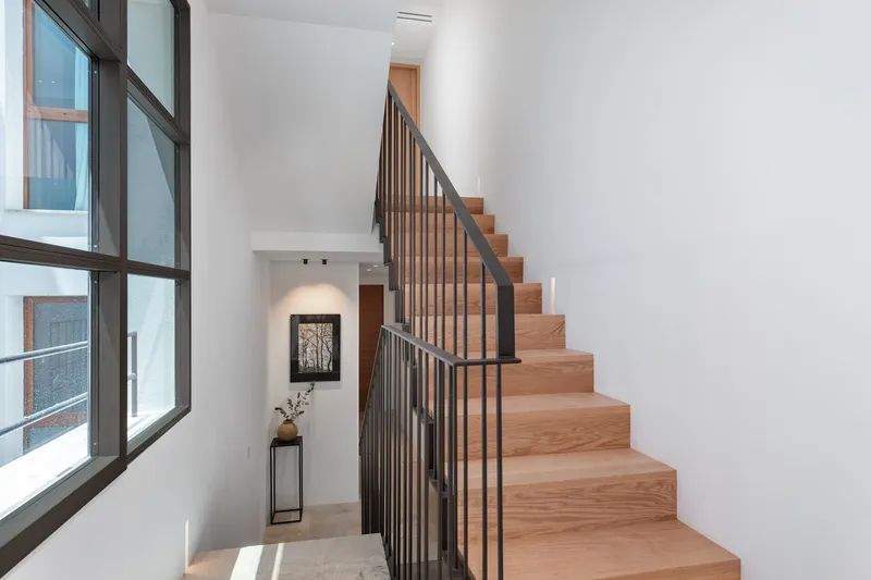 Live where the sea begins: renovated old town jewel in Porto Colom — photo 11