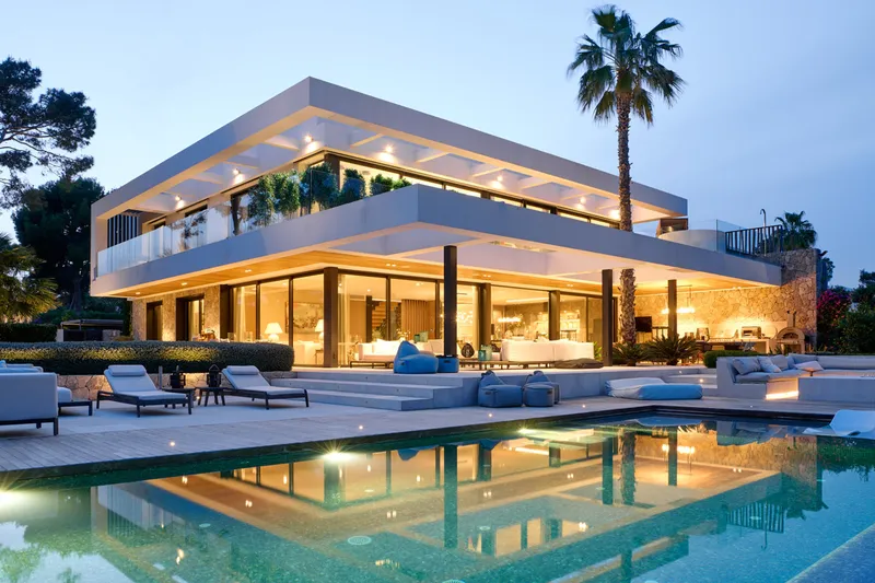 Dream family villa directly at the golf course of Santa Ponsa - Marcel Remus Real Estate — photo 1