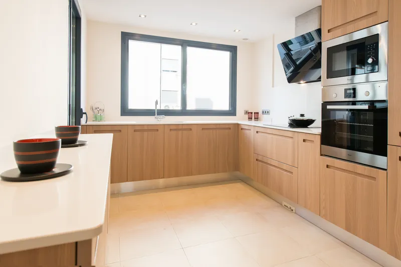 Palma de Mallorca old town: luxury new-build apartment on the Rambla — photo 8