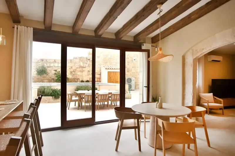 Exquisite 19th-century village house: Luxury renovation near Playa de Muro — photo 5