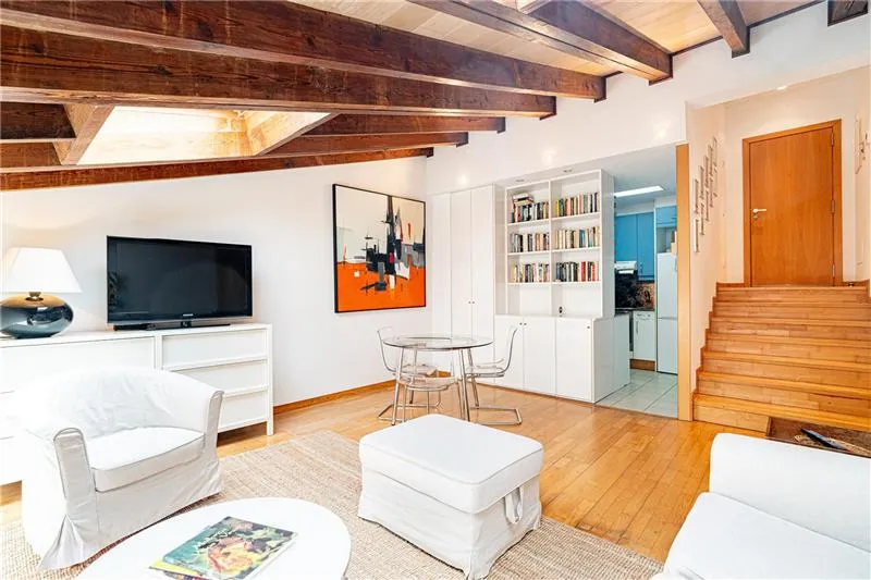 Penthouse in Palma’s historic centre with natural light — photo 4