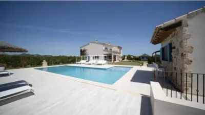 Rustic finca in Portocolom — photo 3