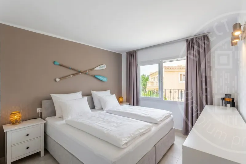 260528 – Stylish Sea View Apartment — photo 8