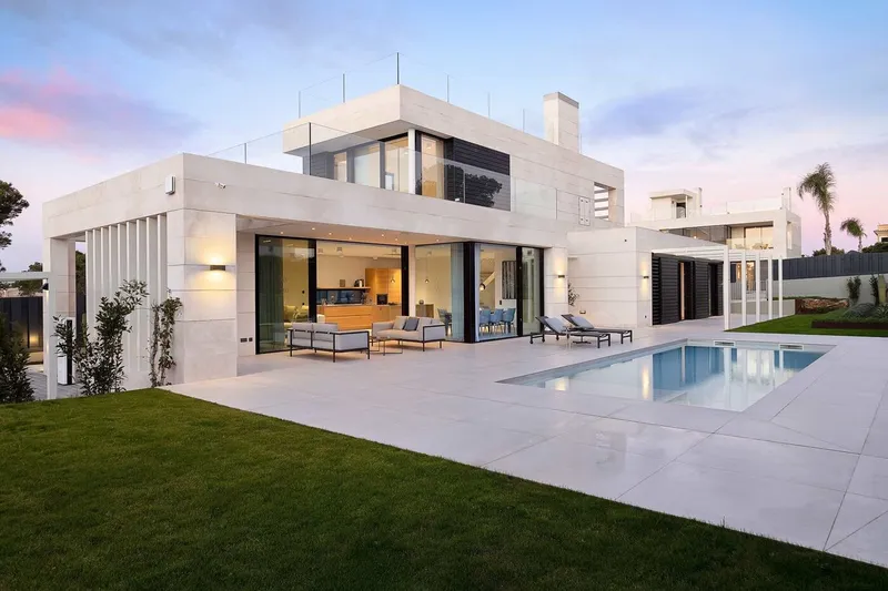 Furnished luxury villa with ocean views, saltwater pool, and rooftop terrace in Puig de Ros — photo 1