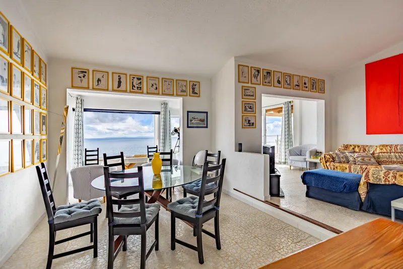 Villa in first sea line on double plot to renovate — photo 7