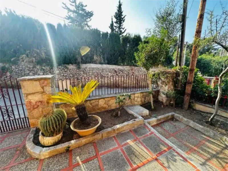 House with great potential, spaciousness and privileged location in Establiments. Ideal even for two families — photo 6