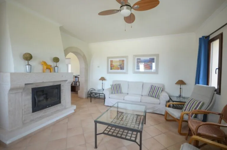 Classic finca with sea views and access to the village — photo 6