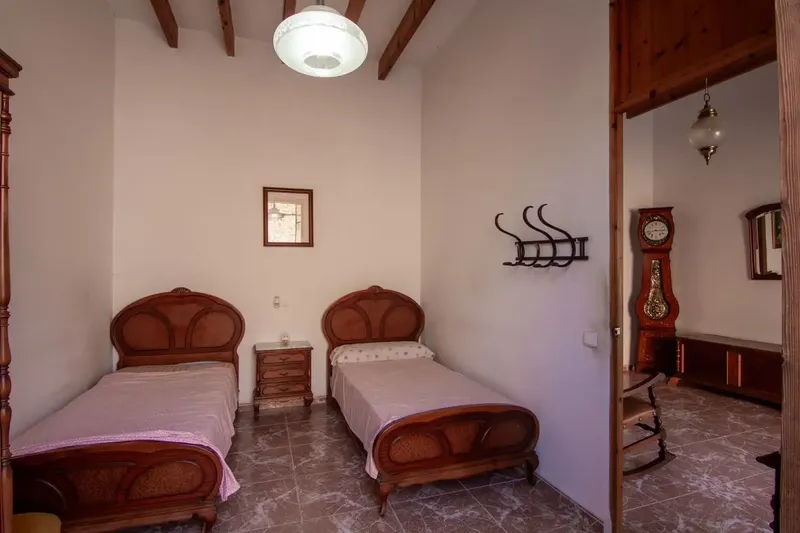 Large village house with patio in Son Servera — photo 3