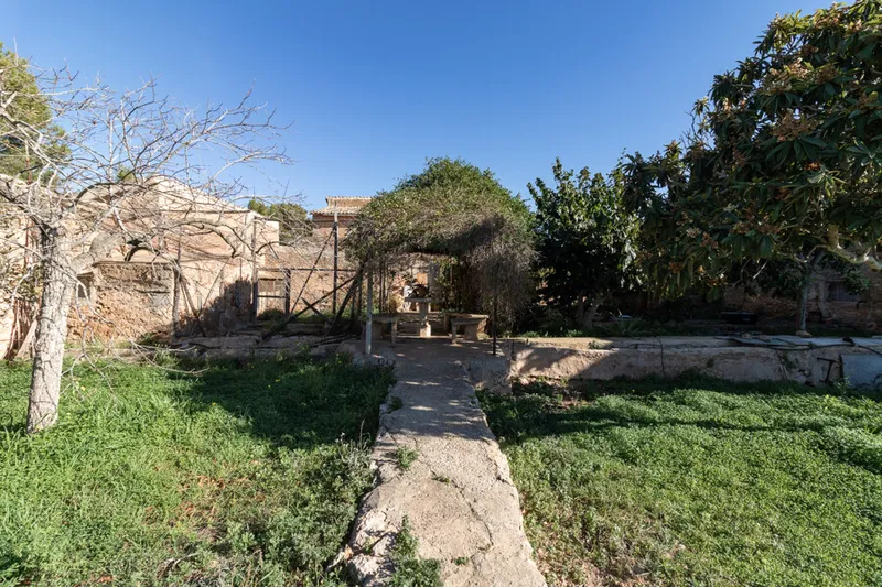 Historic Rural Estate with Agricultural and Development Potential — photo 11