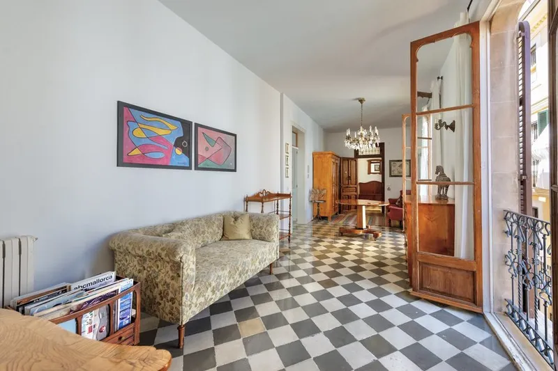 Beautiful modernist flat in Palma old town — photo 7