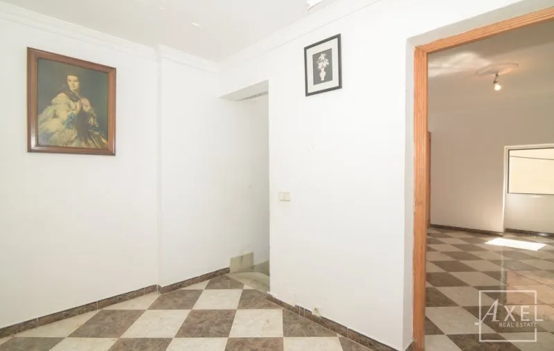 House in Felanitx centrally located with many possibilities — photo 11