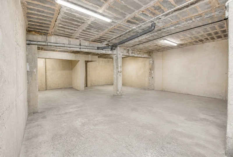 Garage and basement in Manacor — photo 7