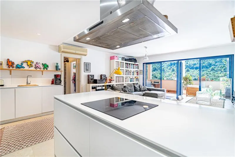 Apartment with terrace in a residential complex with swimming pool and open views — photo 9