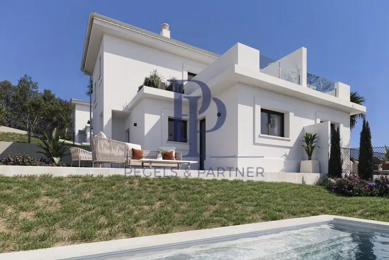 Newly built villas and semi-detached houses near the beach with pools, cinema, wellness and fitness area and bar — photo 10