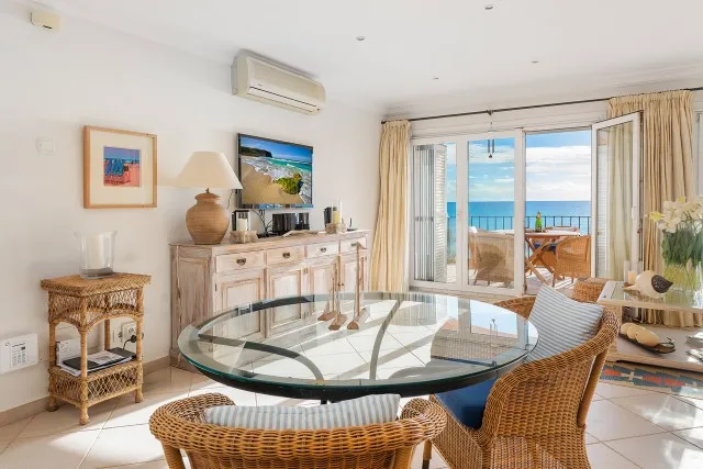 Exclusive Seafront Penthouse for Sale in Ses Covetes, Southeast Mallorca — photo 4