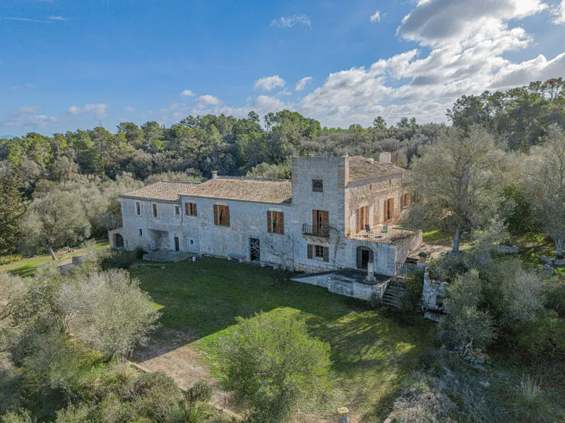 Traditional villa with views — photo 2