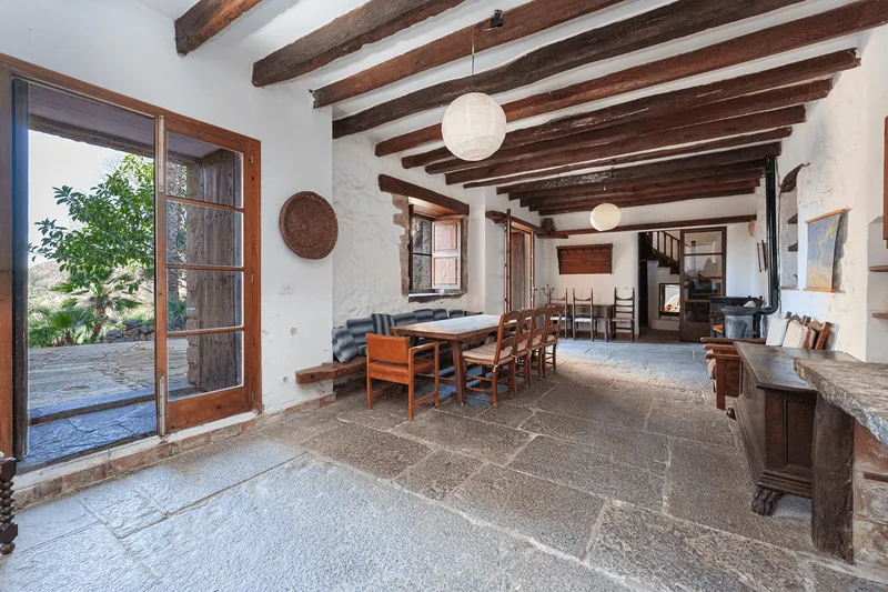 Mansion in Estellencs with olive oil production — photo 5