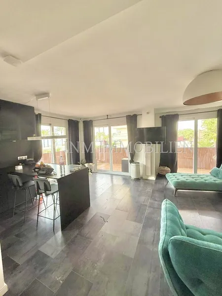 86m² apartment with 4 rooms, terrace and sea views for sale — photo 4