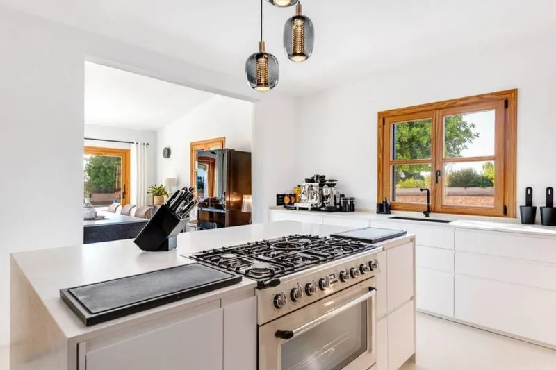 Self-Sufficient Designer Finca with Stylish Guest Accommodation in an Idyllic Setting — photo 5