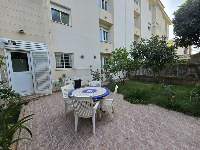 Bright ground floor apartment in Son Caliu (southwest Mallorca), in a quiet residential area close to the beach. The property — photo 5