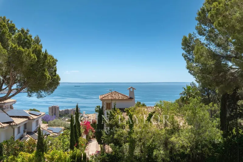 Villa for sale in Cas Català — photo 1