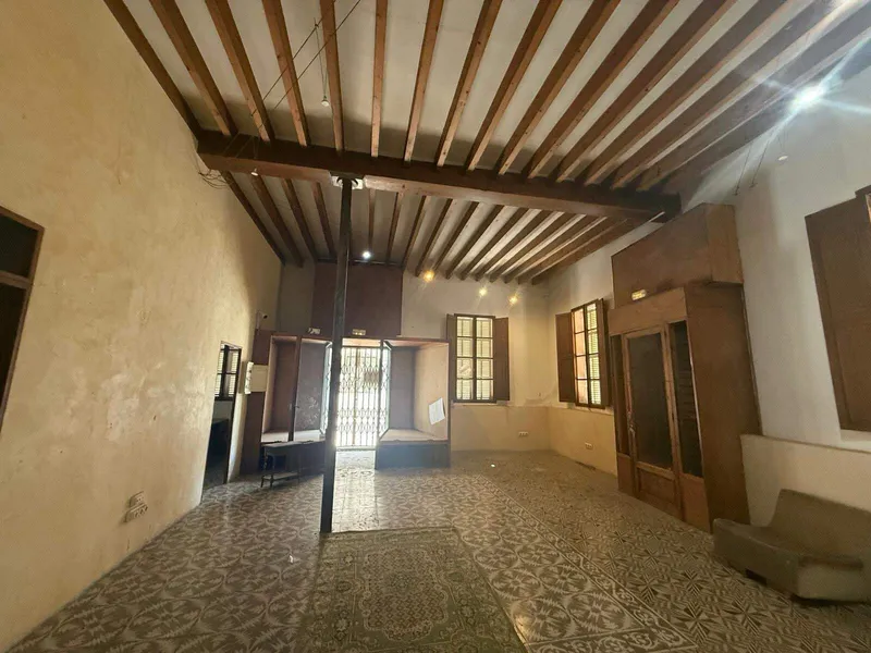 Renovation project: 374m² townhouse with 5 bedrooms for sale — photo 3
