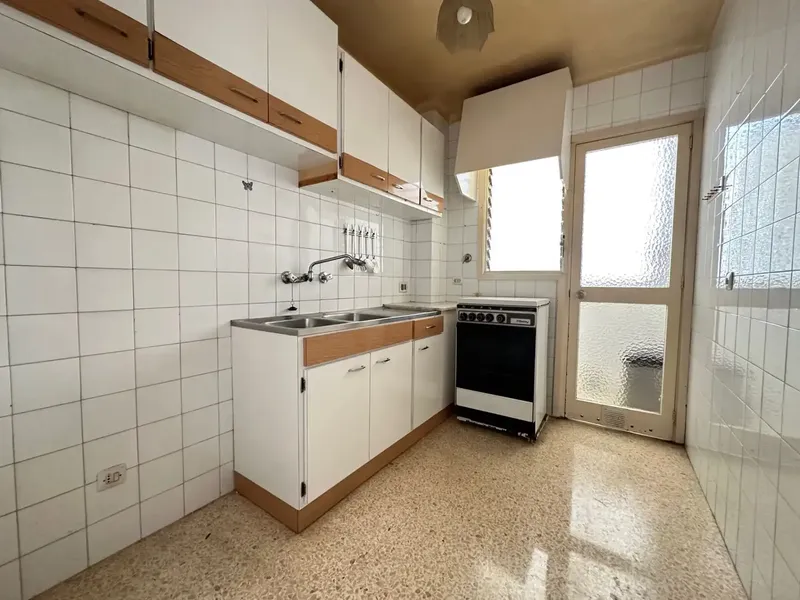 Apartment in Camp Redó, Calle Albacete, 64 m2, living-dining room, kitchen with laundry, 3 bedrooms and 1 bathroom — photo 4