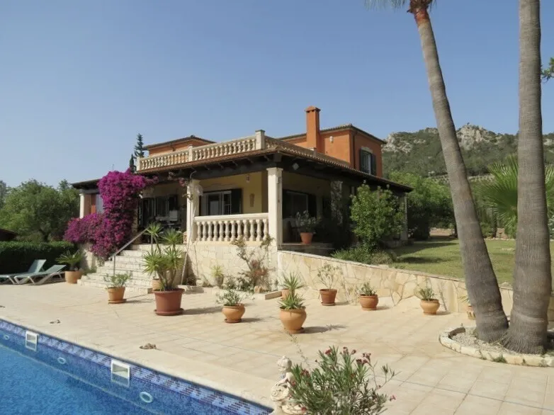 Idyllic finca in a fantastic location with pool near Llucmajor — photo 3