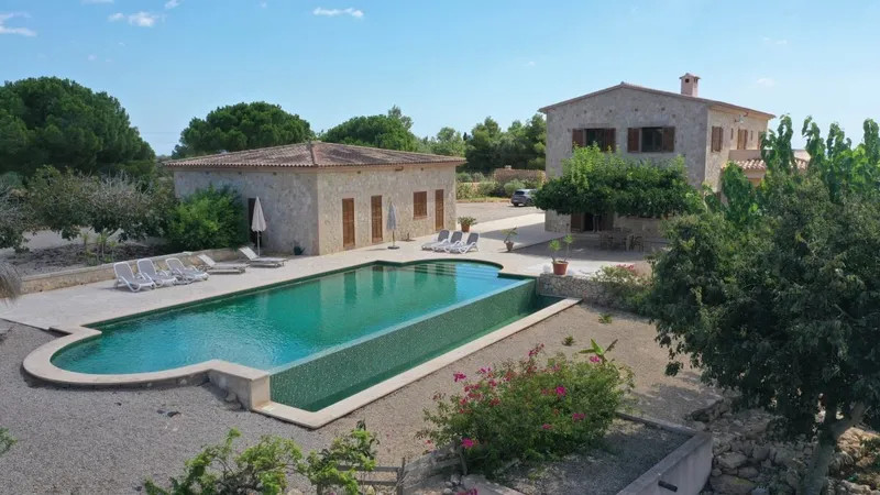 Luxurious and sunny country house with panoramic views to the sea in S'Espinagar, Manacor — photo 1