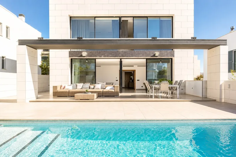 Luxurious and modern villa in Son Puig — photo 1