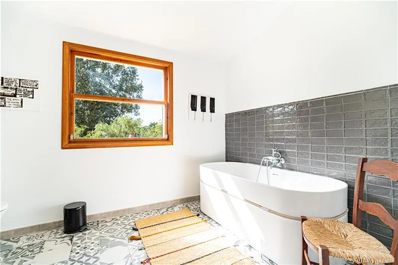 Rustic finca in a protected natural environment on an approximate plot of 124,000m². — photo 10